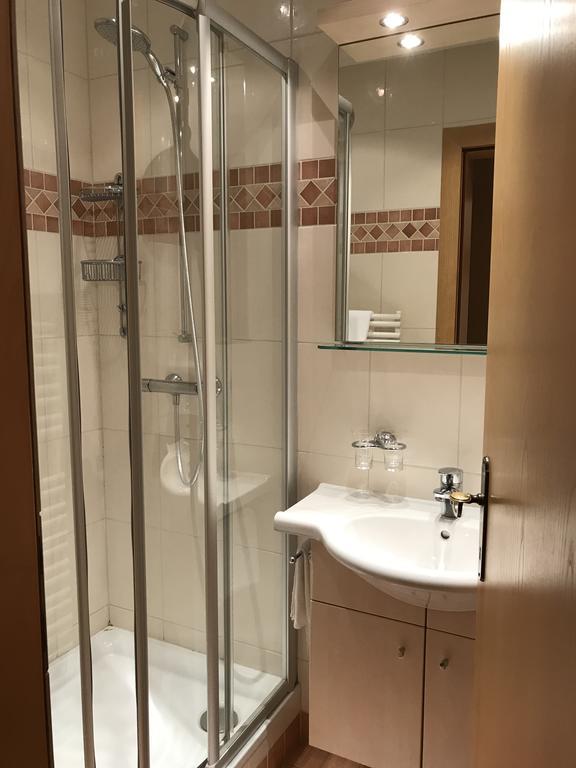 Gasthof-Pension Zur Klause Ratten Екстер'єр фото